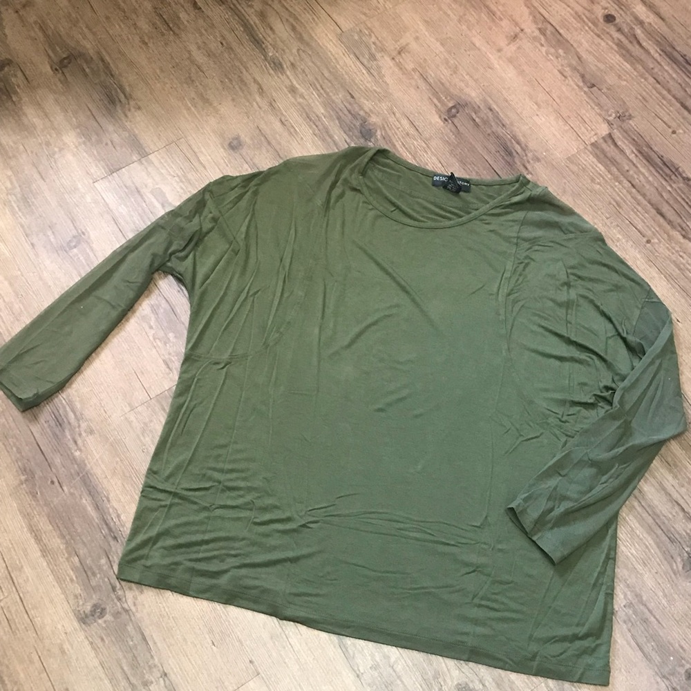 Long (mesh) sleeve top